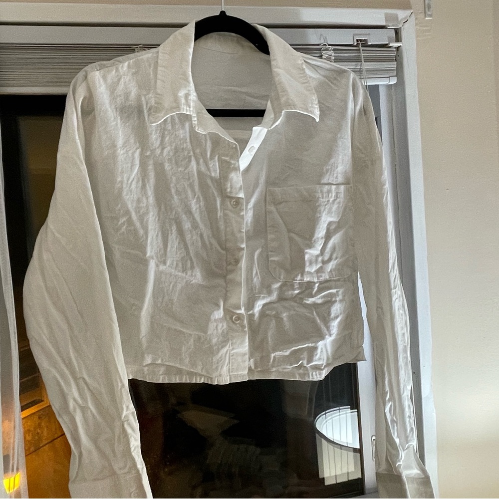 Cute cropped white linen (unbranded)